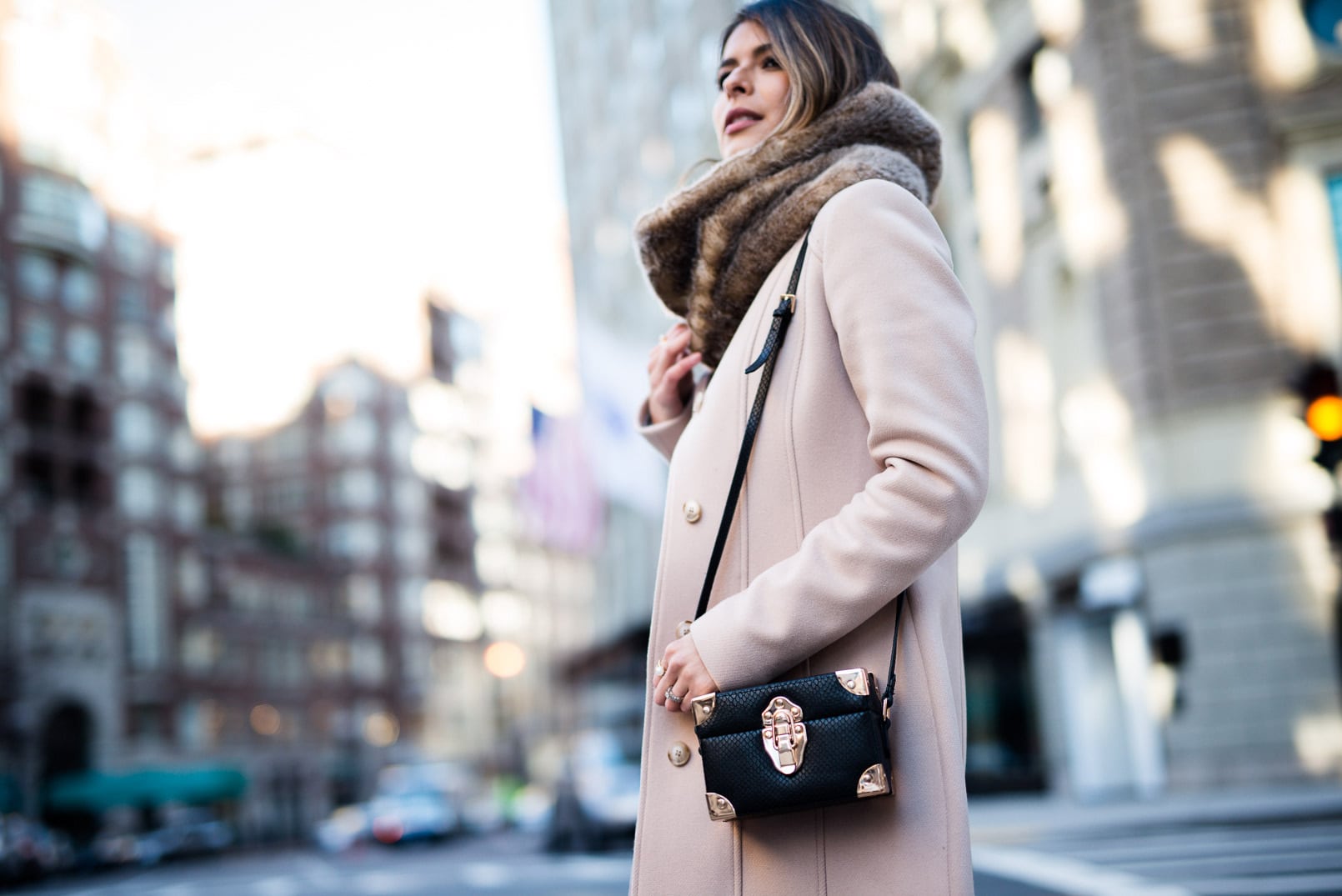 Pam Hetlinger wearing a Reiss Collar Coat, Reiss Wool Jumper, Reiss Skinny Jeans, Reiss Mini Box Bag and Reiss Bow Detail Ankle Bootie.