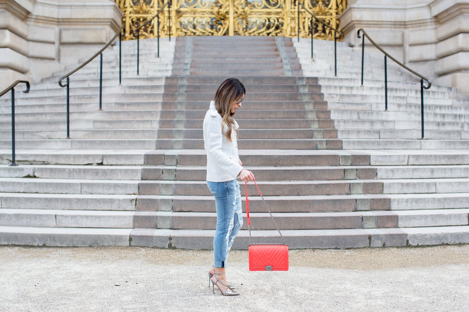 Chanel Jacket, Rag & Bone Ripped Jeans, Chanel Mirrored Sunnies, Chanel Boy Bag, Chanel Fall Winter 2017, Paris Fashion Week