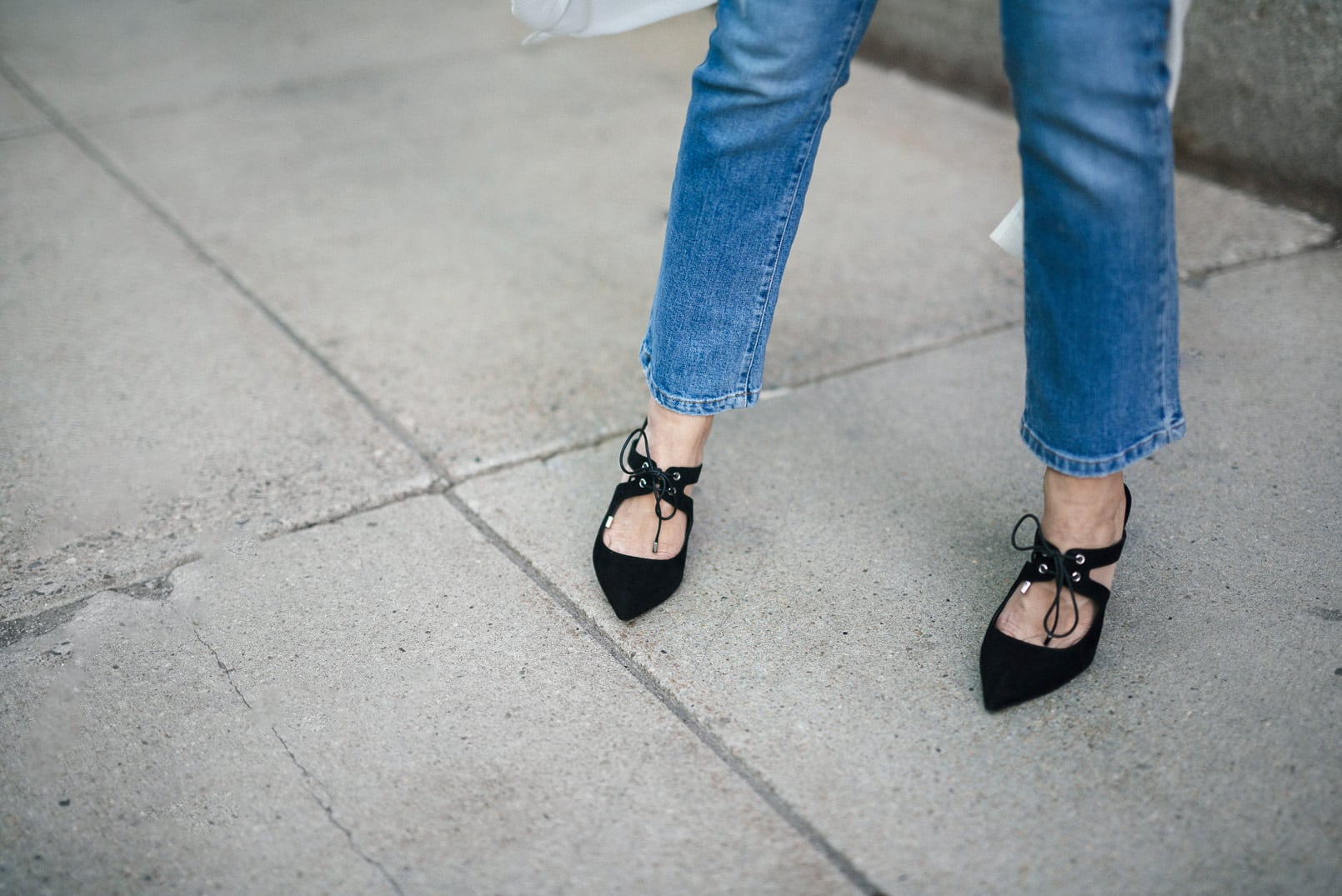 asos shirt dress, mango cropped jeans, asos pointed heeled mules, gucci dionysus bag, celine sunglasses