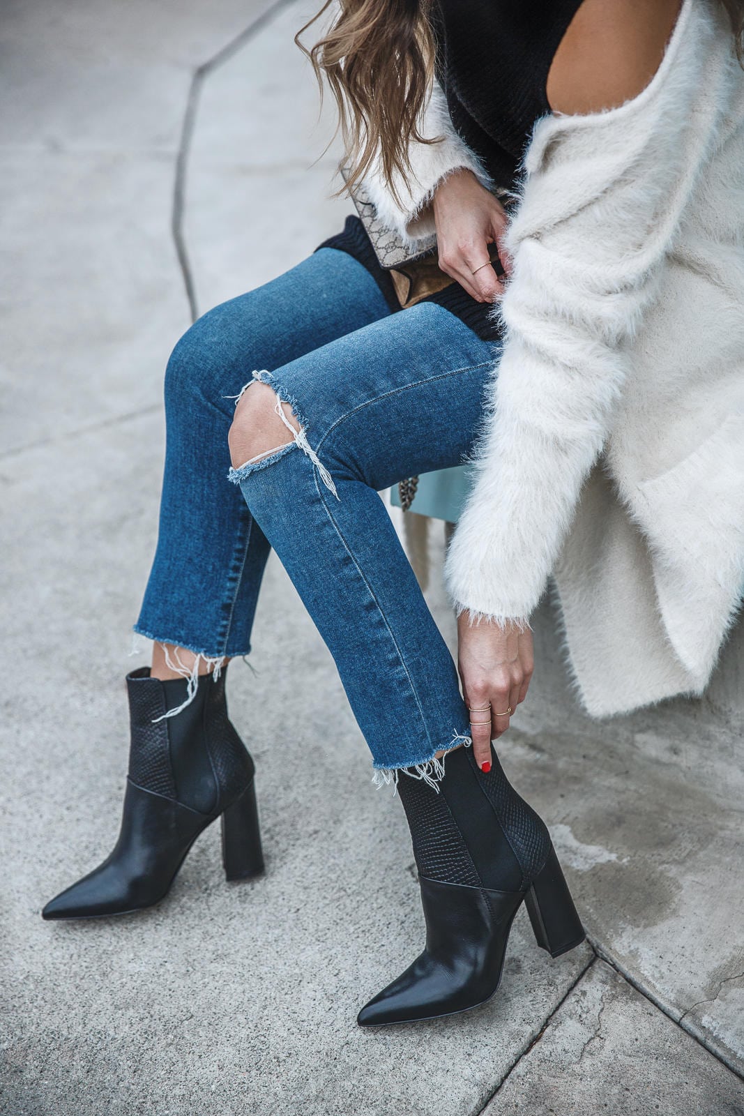 top 5 black boots to wear now | The Girl From Panama
