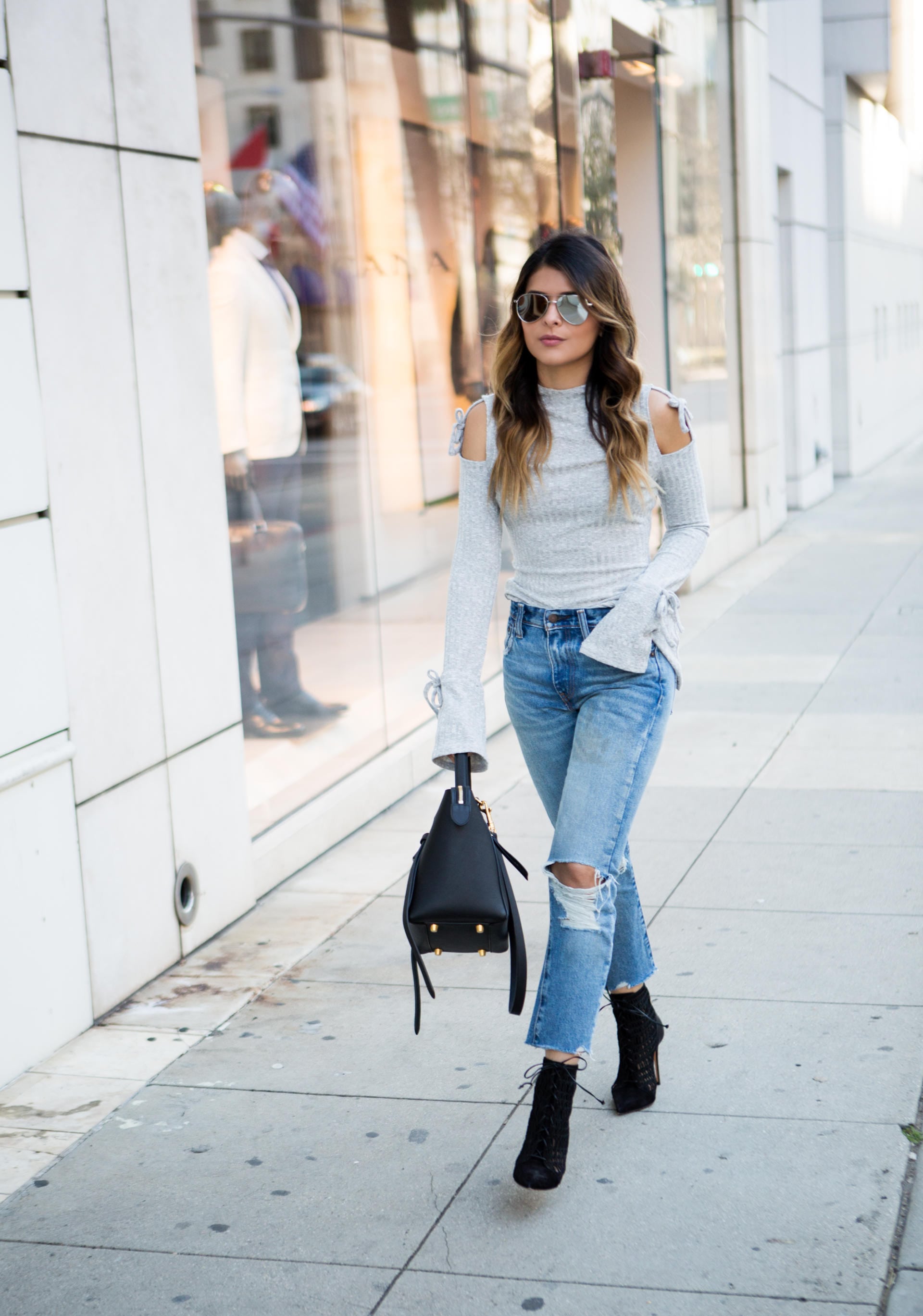 An Easy Way to Wear the Bell Sleeve Trend | The Girl From Panama
