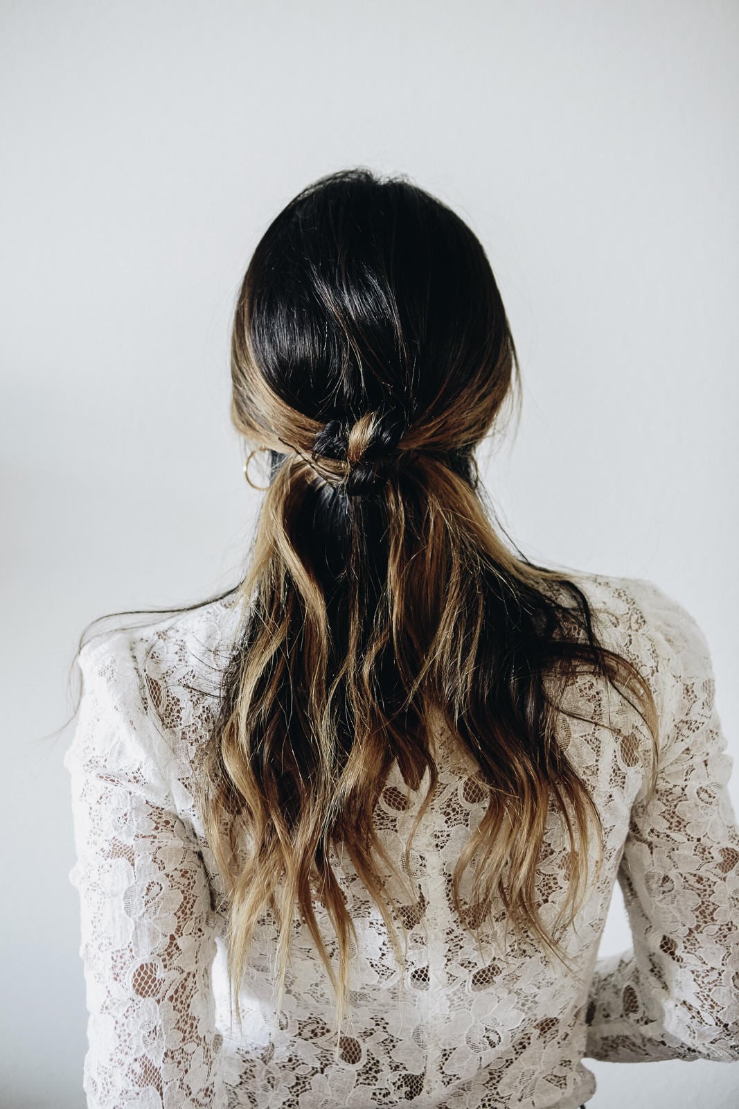 3 easy hairstyles - Knotted Half Updo |The Girl From Panama