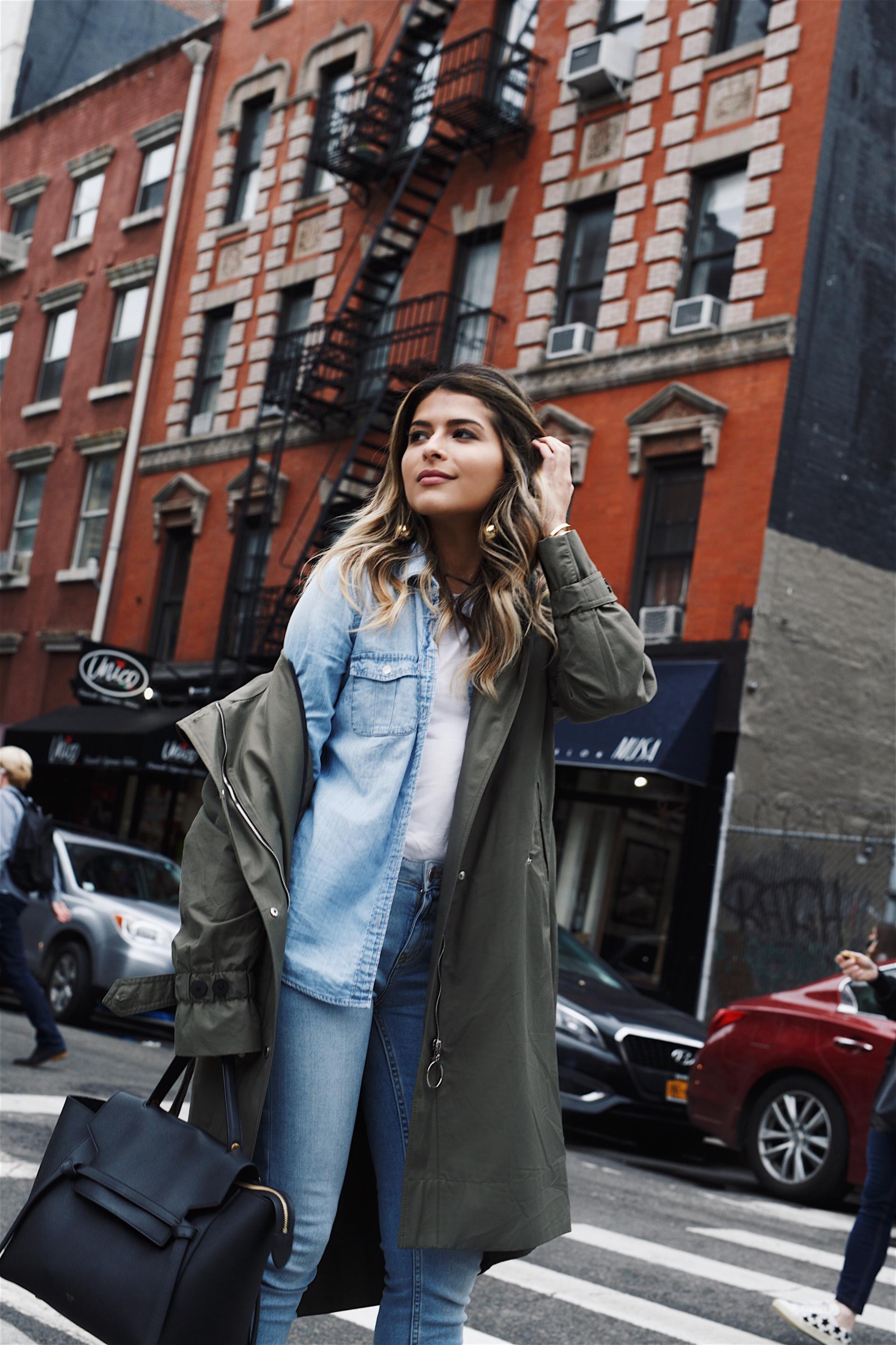 5 things I love about NYC - Pam Hetlinger - Chambray Shirt - Zara Jeans - Army green parka - Celine Belt bag // The Girl From Panama