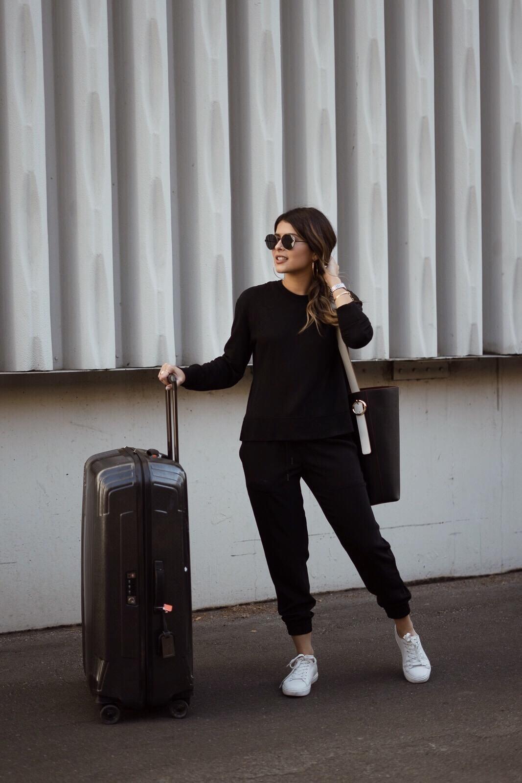 Pam Hetlinger transforms a travel outfit into a chic ensemble by styling simple accessories