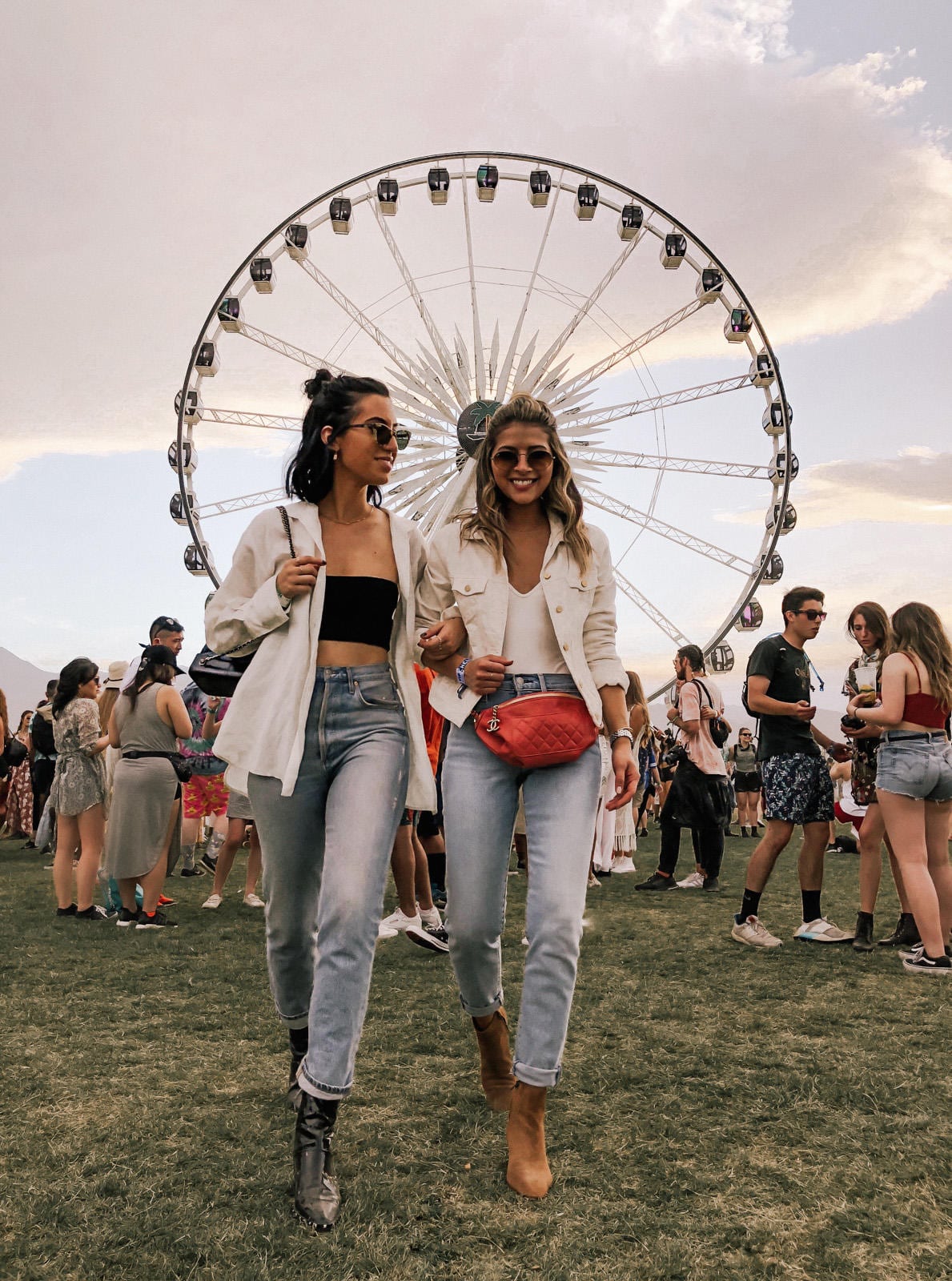 Pam Hetlinger Denim Outfit, Chanel Belt Bag, Red Fanny Pack Coachella Outfits | TheGirlFromPanama.com