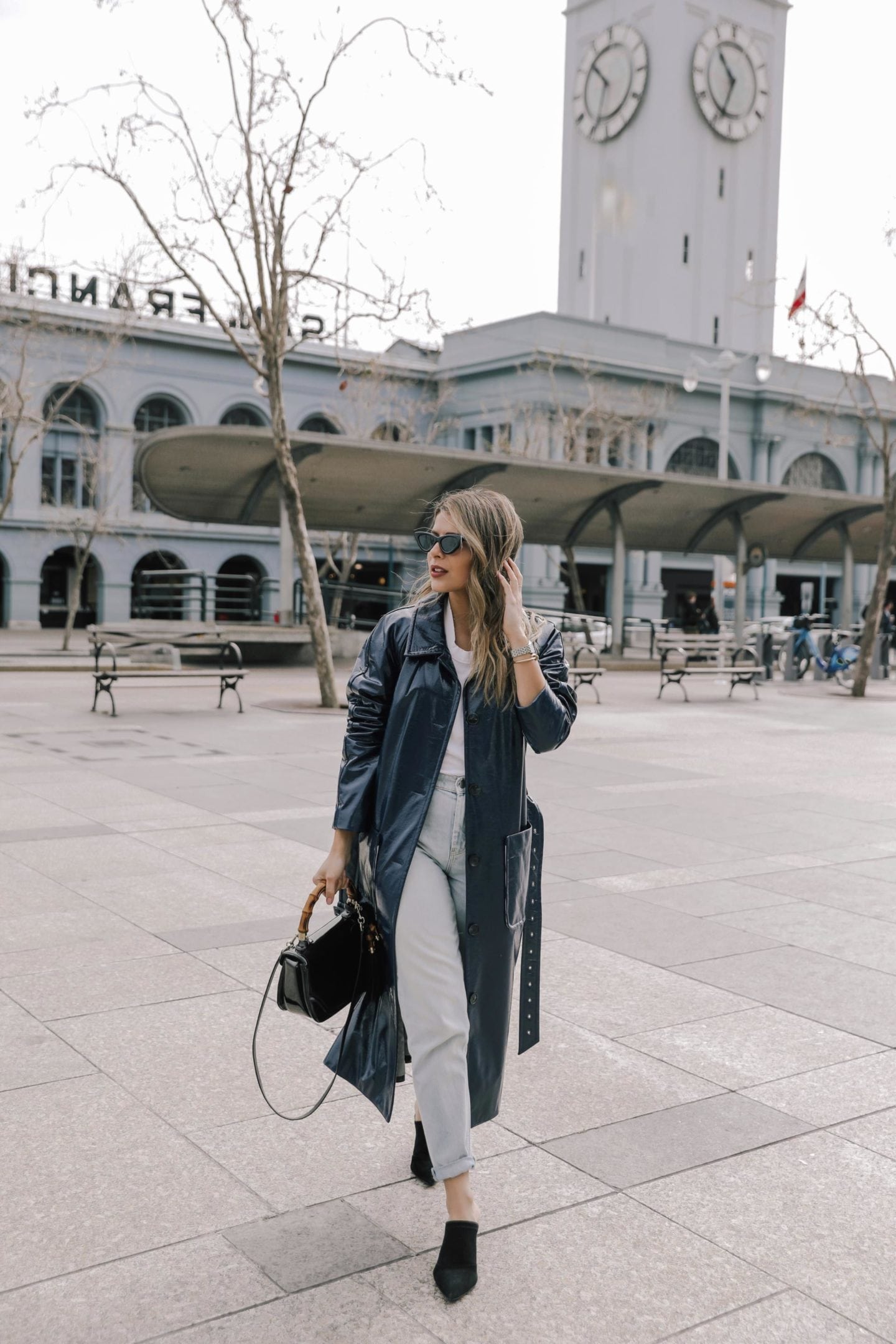 Pam Hetlinger at The Ferry Building in San Francisco | TheGirlFromPanama.com