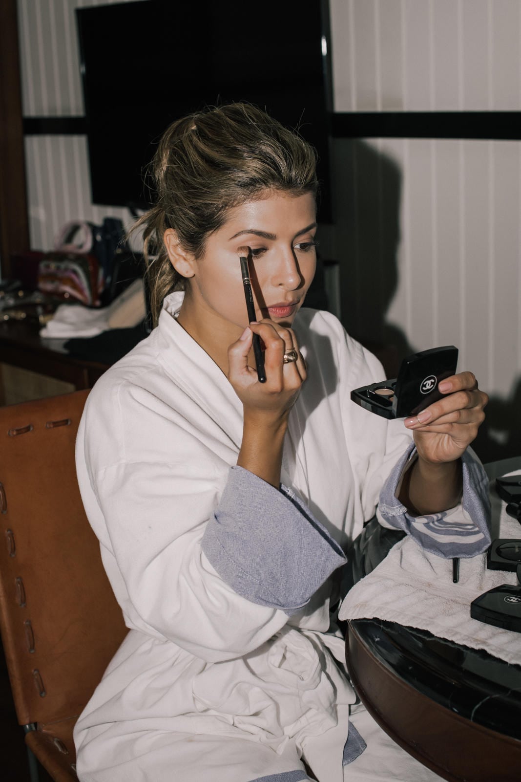 How to Master the Bold Smokey Eyes Look - Pam Hetlinger Makeup Tutorial, Chanel Eyeshadow, Blue Smokey Eyes, Chanel Makeup Tutorial | TheGirlFromPanama.com
