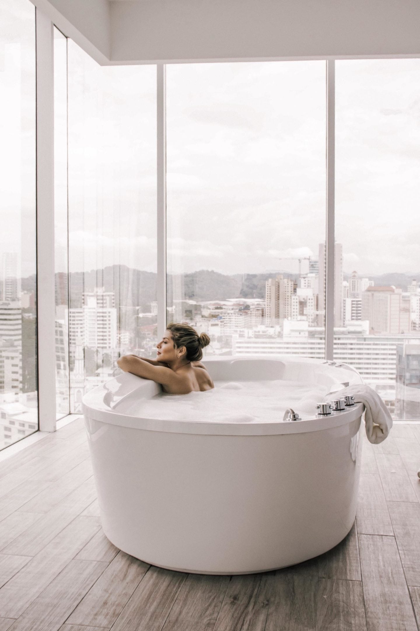 How to Pamper Your Skin on the Weekends by Pam Hetlinger | TheGirlFromPanama.com | blogger skincare, best skincare products, beauty routine, glowing skin, face masks, bath salts, w hotel in panama, gorgeous hotels, hotel bathrooms with a view