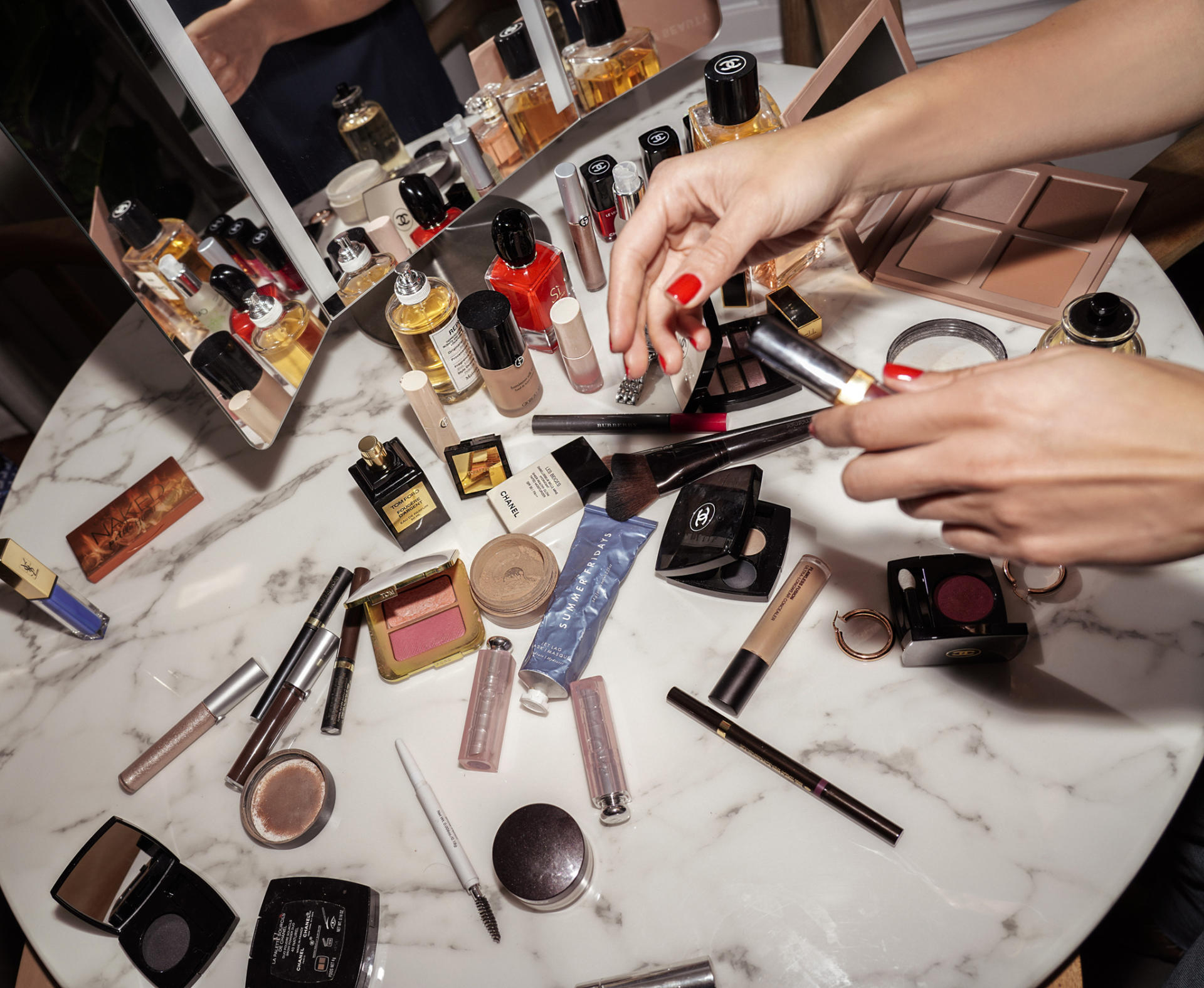 How to Get Your Makeup to Last Through the Night or During Weddings by Pam Hetlinger | TheGirlFromPanama.com | Makeup collection, luxury makeup, luxury beauty