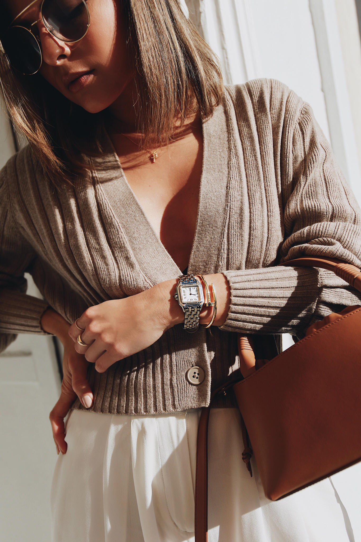 The Fall Outfit to Wear for Work and Play by Pam Hetlinger | TheGirlFromPanama.com | Chic fall look, fall outfit ideas for work, classy fall outfit, wide leg pants, ribbed cardigan, oversized cardigan, carolina santo domingo bag, cartier watch