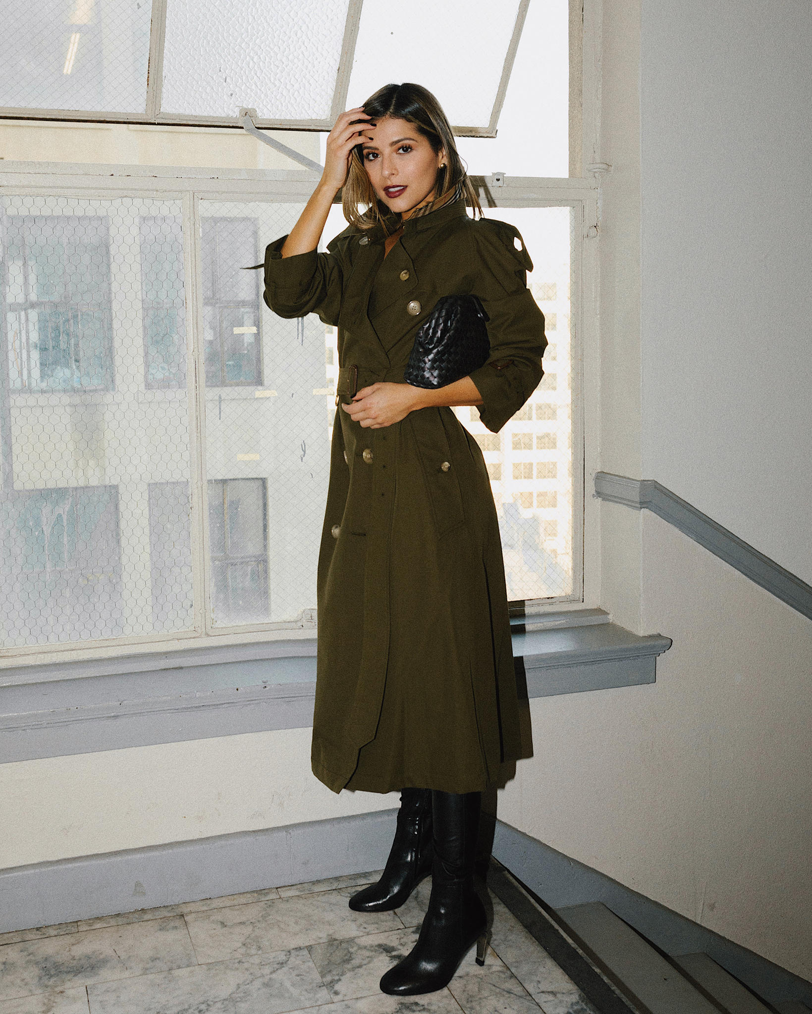 Must-Have Spring Jackets by Pam Hetlinger | Thegirlfrompanama.com | burberry trench coat, olive green burberry trench, trench coat and boots