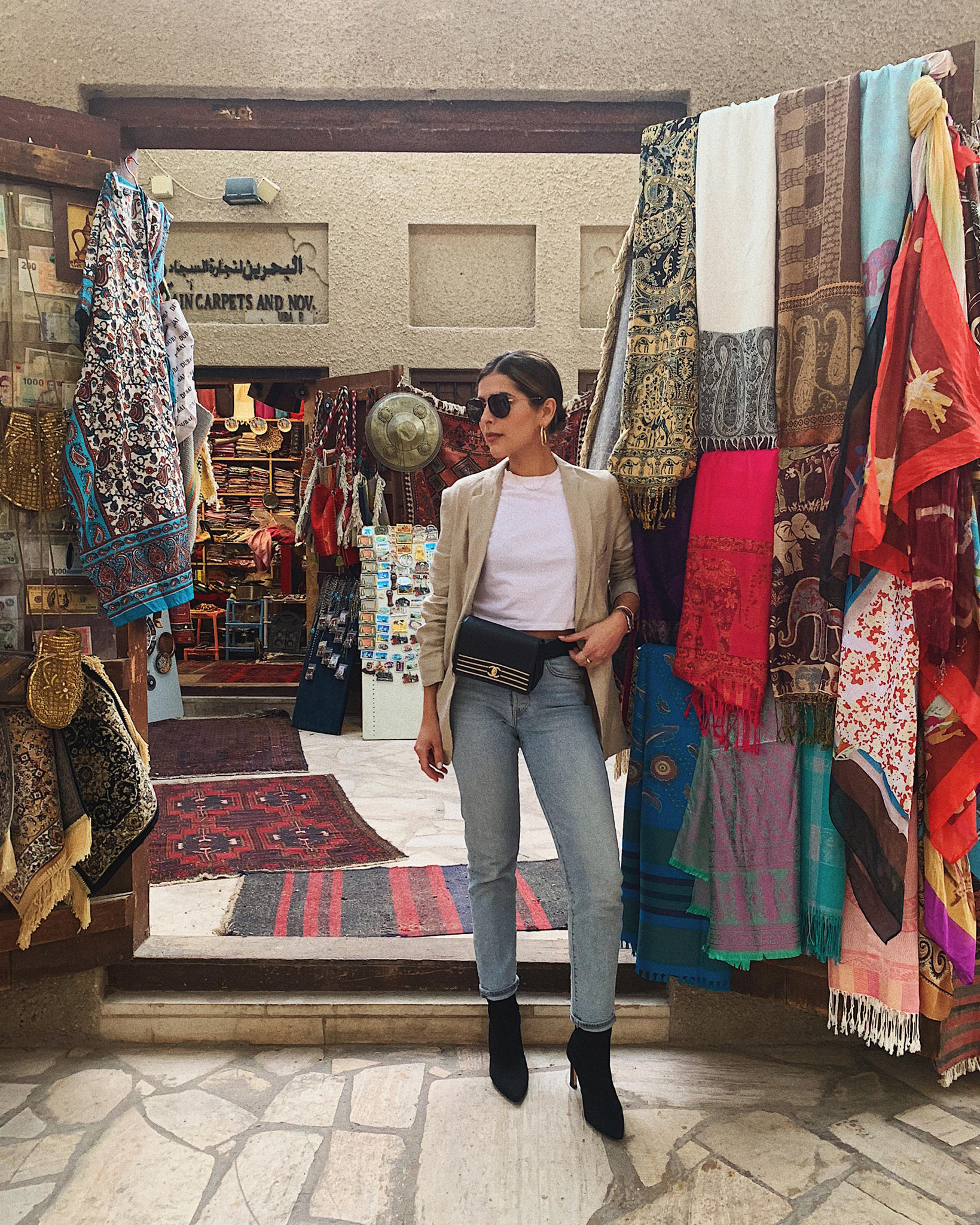 How to Spend 5 days in Dubai by Pam Hetlinger | TheGirlFromPanama.com | Dubai Travel Guide, Instagrammable spots dubai, fashion bloggers in dubai, al fahidi souk dubai, historic district dubai