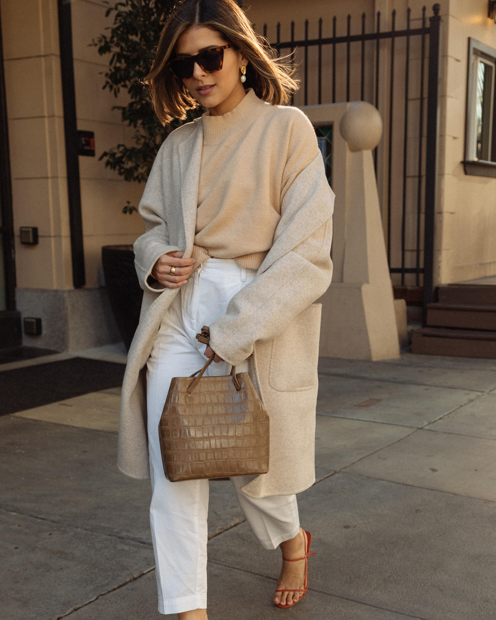 The 2019 Way to Wear Neutrals by Pam Hetlinger | TheGirlFromPanama.com | Spring 2019 nude trends, monochromatic beige outfit, white trousers, spring outfit